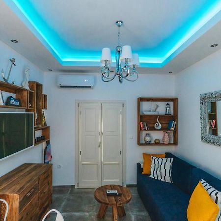 Lux House With Outdoor Jacuzzi And Sea View In Santorini Apartamento Emporio  Exterior foto