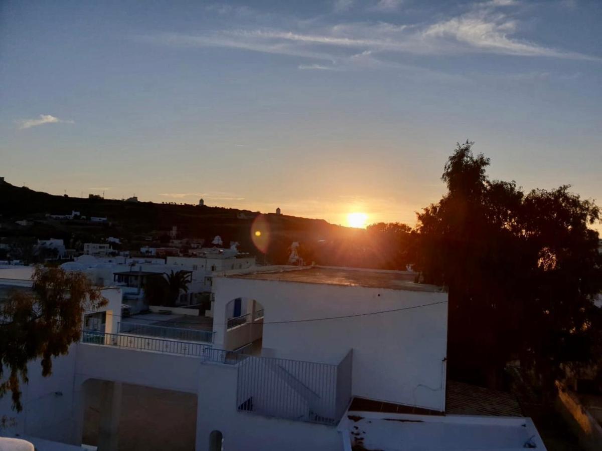 Lux House With Outdoor Jacuzzi And Sea View In Santorini Apartamento Emporio  Exterior foto