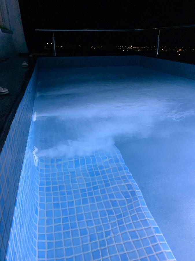 Lux House With Outdoor Jacuzzi And Sea View In Santorini Apartamento Emporio  Exterior foto
